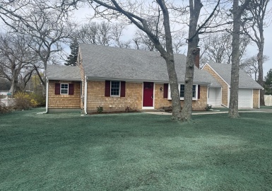 23 Town Hall Ave, Yarmouth, Massachusetts 02664, 4 Bedrooms Bedrooms, 7 Rooms Rooms,3 BathroomsBathrooms,Residential,For Sale,Town Hall Ave,73361789