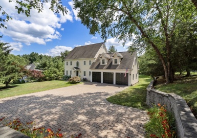 63 High St, Shrewsbury, Massachusetts 01545, 4 Bedrooms Bedrooms, 9 Rooms Rooms,3.5 BathroomsBathrooms,Residential,For Sale,High St,73361859