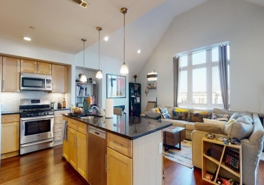 1501 Commonwealth Ave, Boston, Massachusetts 02135, 2 Bedrooms Bedrooms, 4 Rooms Rooms,2 BathroomsBathrooms,Residential Lease,For Rent,Commonwealth Ave,73362007