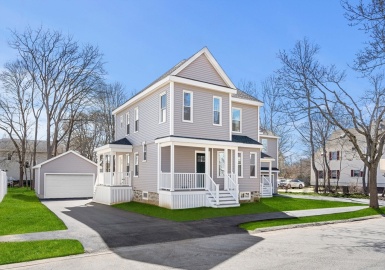 13 River St, Danvers, Massachusetts 01923, 4 Bedrooms Bedrooms, 7 Rooms Rooms,1.5 BathroomsBathrooms,Residential,For Sale,River St,73362345
