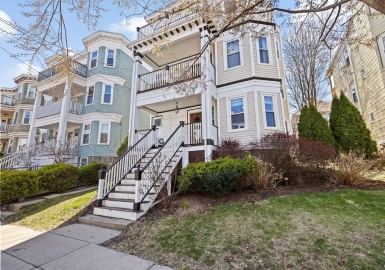 43 Rosemont St, Boston, Massachusetts 02122, 2 Bedrooms Bedrooms, 5 Rooms Rooms,1 BathroomBathrooms,Residential,For Sale,Rosemont St,73362403