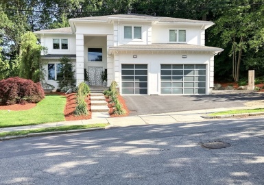 20 Cottonwood, Newton, Massachusetts 02459, 5 Bedrooms Bedrooms, 10 Rooms Rooms,4.5 BathroomsBathrooms,Residential,For Sale,Cottonwood,73362385