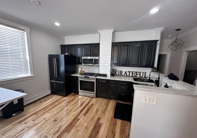 82 Winnisimett, Chelsea, Massachusetts 02150, 1 Bedroom Bedrooms, 4 Rooms Rooms,1 BathroomBathrooms,Residential Lease,For Rent,Winnisimett,73362878