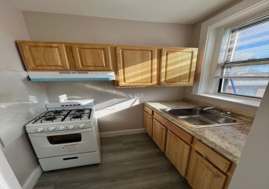 124 Central Ave, Lynn, Massachusetts 01901, 1 Bedroom Bedrooms, 3 Rooms Rooms,1 BathroomBathrooms,Residential Lease,For Rent,Central Ave,73362925