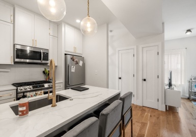 200 Maverick, Boston, Massachusetts 02128, 4 Bedrooms Bedrooms, 6 Rooms Rooms,4 BathroomsBathrooms,Residential Lease,For Rent,Maverick,73362956