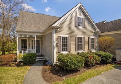 1 Prestwick Rd, Bourne, Massachusetts 02532, 2 Bedrooms Bedrooms, 6 Rooms Rooms,2.5 BathroomsBathrooms,Residential,For Sale,Prestwick Rd,73362838