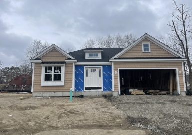 24 Coach Road, Easton, Massachusetts 02375, 3 Bedrooms Bedrooms, 6 Rooms Rooms,2.5 BathroomsBathrooms,Residential,For Sale,Coach Road,73362943