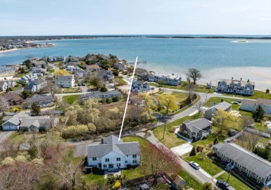 33 Island View Rd, Barnstable, Massachusetts 02601, 5 Bedrooms Bedrooms, 7 Rooms Rooms,4 BathroomsBathrooms,Residential,For Sale,Island View Rd,73363142