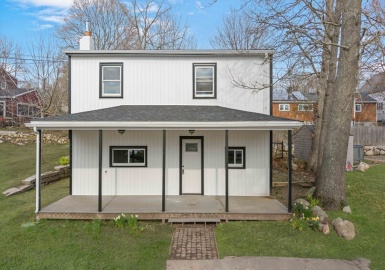 112 Worcester St, New Bedford, Massachusetts 02745, 4 Bedrooms Bedrooms, 6 Rooms Rooms,1.5 BathroomsBathrooms,Residential,For Sale,Worcester St,73363065