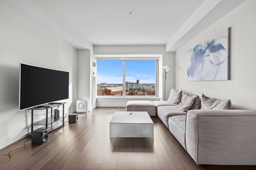 110 Stuart Street, Boston, Massachusetts 02116