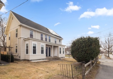 94 Pleasant St, Ashland, Massachusetts 01721, 2 Bedrooms Bedrooms, 4 Rooms Rooms,2 BathroomsBathrooms,Residential,For Sale,Pleasant St,73366647