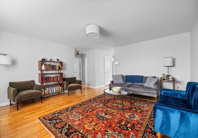 110 Pearl St, Somerville, Massachusetts 02145, 2 Bedrooms Bedrooms, 4 Rooms Rooms,1 BathroomBathrooms,Residential,For Sale,Ridgeview,Pearl St,73366897