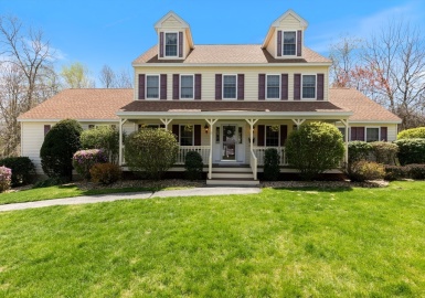 3 Bramble Hill Road, Methuen, Massachusetts 01844, 4 Bedrooms Bedrooms, 10 Rooms Rooms,3.5 BathroomsBathrooms,Residential,For Sale,Bramble Hill Road,73366922