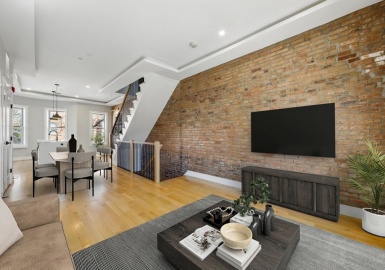 125 Saratoga St., Boston, Massachusetts 02128, 2 Bedrooms Bedrooms, 5 Rooms Rooms,2.5 BathroomsBathrooms,Residential,For Sale,Saratoga St.,73367100