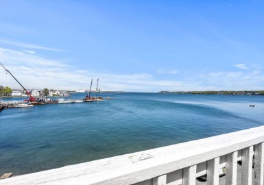 1 Shore Avenue, Salem, Massachusetts 01970, 2 Bedrooms Bedrooms, 8 Rooms Rooms,2 BathroomsBathrooms,Residential,For Sale,Shore Avenue,73367339