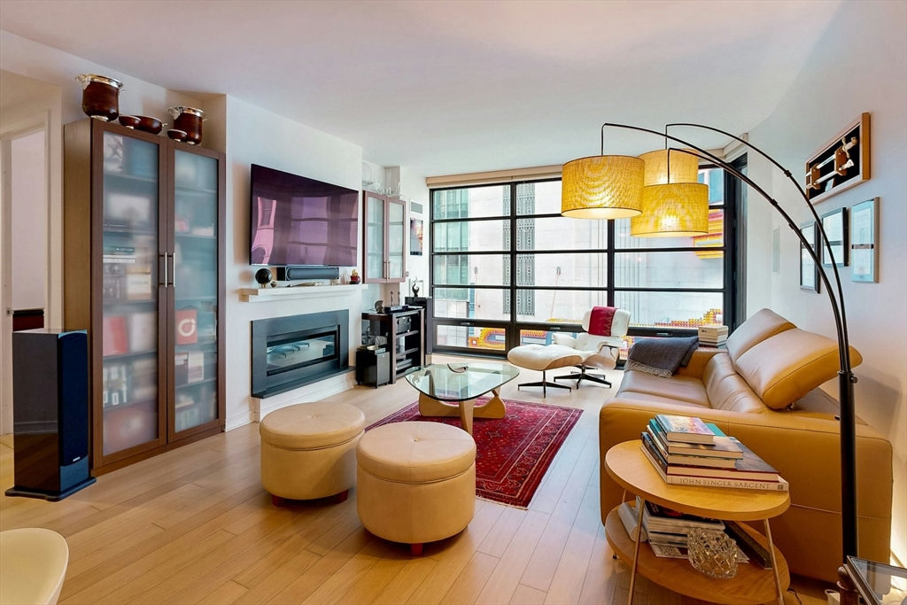 580 Washington St, Boston, Massachusetts 02111