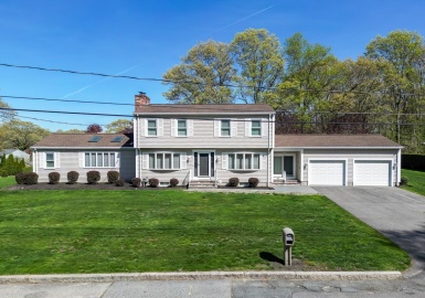 227 N Ogden St, Fall River, Massachusetts 02723, 3 Bedrooms Bedrooms, 8 Rooms Rooms,2.5 BathroomsBathrooms,Residential,For Sale,N Ogden St,73369471