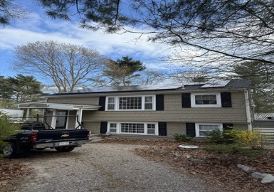 9 Ashley Dr, Falmouth, Massachusetts 02536, 3 Bedrooms Bedrooms, 6 Rooms Rooms,2 BathroomsBathrooms,Residential,For Sale,Ashley Dr,73369518