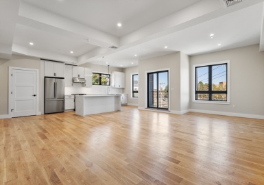 121 Washington, Somerville, Massachusetts 02143, 3 Bedrooms Bedrooms, 6 Rooms Rooms,2 BathroomsBathrooms,Residential,For Sale,Washington,73369597
