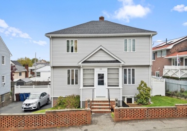 28 Keayne, Revere, Massachusetts 02151, 5 Bedrooms Bedrooms, 11 Rooms Rooms,3 BathroomsBathrooms,Residential Income,For Sale,Keayne,73369556