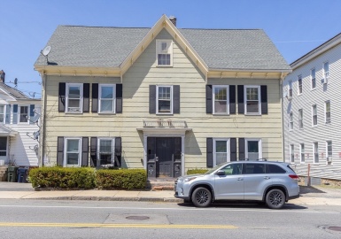 193 W. Main St, Marlborough, Massachusetts 01752, 8 Bedrooms Bedrooms, 16 Rooms Rooms,5 BathroomsBathrooms,Residential Income,For Sale,W. Main St,73369832