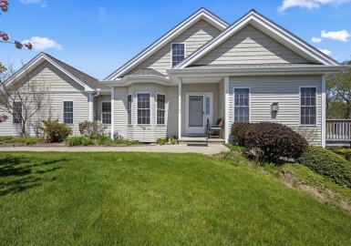 69 Cortland Grove Dr, Shrewsbury, Massachusetts 01545, 2 Bedrooms Bedrooms, 7 Rooms Rooms,2.5 BathroomsBathrooms,Residential,For Sale,The Village At Orchard Meadows,Cortland Grove Dr,73370637