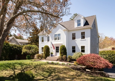 271 Marshall St, Duxbury, Massachusetts 02332, 4 Bedrooms Bedrooms, 8 Rooms Rooms,2.5 BathroomsBathrooms,Residential,For Sale,Marshall St,73370692