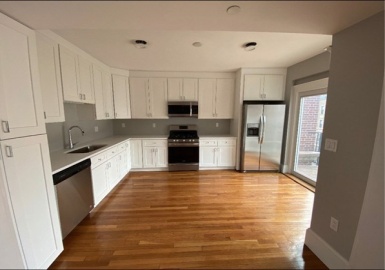 190 Kelton St, Boston, Massachusetts 02134, 4 Bedrooms Bedrooms, 7 Rooms Rooms,2 BathroomsBathrooms,Residential Lease,For Rent,Kelton St,73371042