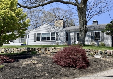 90 Linden Drive, Cohasset, Massachusetts 02025, 3 Bedrooms Bedrooms, 6 Rooms Rooms,2.5 BathroomsBathrooms,Residential Lease,For Rent,Linden Drive,73371200
