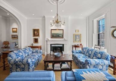 32 West Cedar Street, Boston, Massachusetts 02108, 3 Bedrooms Bedrooms, 10 Rooms Rooms,4 BathroomsBathrooms,Residential,For Sale,West Cedar Street,73371530