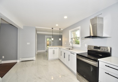 25 Pineywood Ave, Wilbraham, Massachusetts 01095, 4 Bedrooms Bedrooms, 7 Rooms Rooms,2 BathroomsBathrooms,Residential,For Sale,Pineywood Ave,73371616