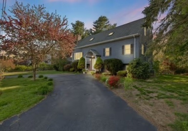 120 Hatchfield Dr, Brockton, Massachusetts 02301, 5 Bedrooms Bedrooms, 15 Rooms Rooms,3 BathroomsBathrooms,Residential,For Sale,Hatchfield Dr,73371657