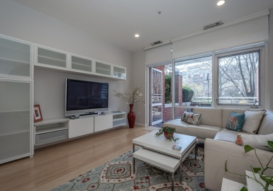 6 Canal Park, Cambridge, Massachusetts 02141, 1 Bedroom Bedrooms, 3 Rooms Rooms,1 BathroomBathrooms,Residential,For Sale,Thomas Graves Landing,Canal Park,73371692