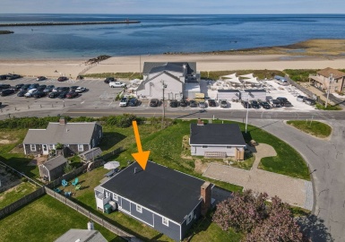 4 Knott Ave, Sandwich, Massachusetts 02563, 3 Bedrooms Bedrooms, 5 Rooms Rooms,1.5 BathroomsBathrooms,Residential,For Sale,Knott Ave,73369185