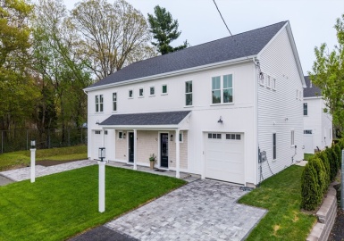 12 Hayes St, Acushnet, Massachusetts 02743, 3 Bedrooms Bedrooms, 6 Rooms Rooms,2.5 BathroomsBathrooms,Residential,For Sale,Hayes St,73371797