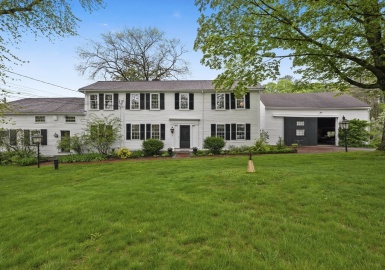 7 School Street, Carlisle, Massachusetts 01741, 3 Bedrooms Bedrooms, 10 Rooms Rooms,3 BathroomsBathrooms,Residential,For Sale,School Street,73372211