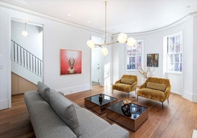 21 Chestnut St, Boston, Massachusetts 02108, 4 Bedrooms Bedrooms, 13 Rooms Rooms,5.5 BathroomsBathrooms,Residential Lease,For Rent,Chestnut St,73372237
