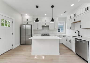 47 Brackett, Boston, Massachusetts 02135, 4 Bedrooms Bedrooms, 8 Rooms Rooms,2 BathroomsBathrooms,Residential Lease,For Rent,Brackett,73372402
