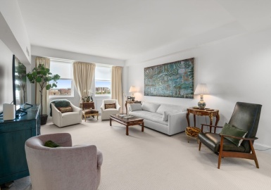 2 Commonwealth Ave, Boston, Massachusetts 02116, 1 Bedroom Bedrooms, 3 Rooms Rooms,1.5 BathroomsBathrooms,Residential,For Sale,The Carlton House,Commonwealth Ave,73372488