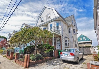 15 Princeton St, Medford, Massachusetts 02155, 3 Bedrooms Bedrooms, 5 Rooms Rooms,1 BathroomBathrooms,Residential Lease,For Rent,Princeton St,73372762