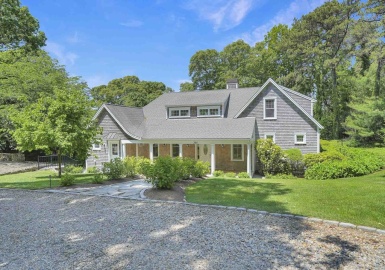 385 Barnes Rd, Oak Bluffs, Massachusetts 02557, 3 Bedrooms Bedrooms, 11 Rooms Rooms,4.5 BathroomsBathrooms,Residential,For Sale,Barnes Rd,73372809