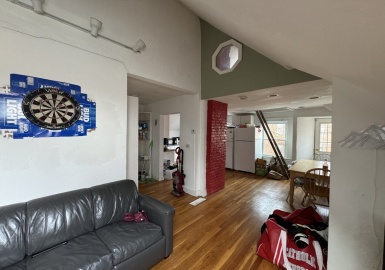 20 South St, Boston, Massachusetts 02135, 3 Bedrooms Bedrooms, 6 Rooms Rooms,1 BathroomBathrooms,Residential Lease,For Rent,South St,73373022
