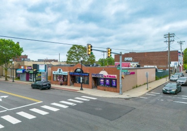 138-160 Broadway, Lawrence, Massachusetts 01841, ,Commercial Sale,For Sale,Broadway,73379606
