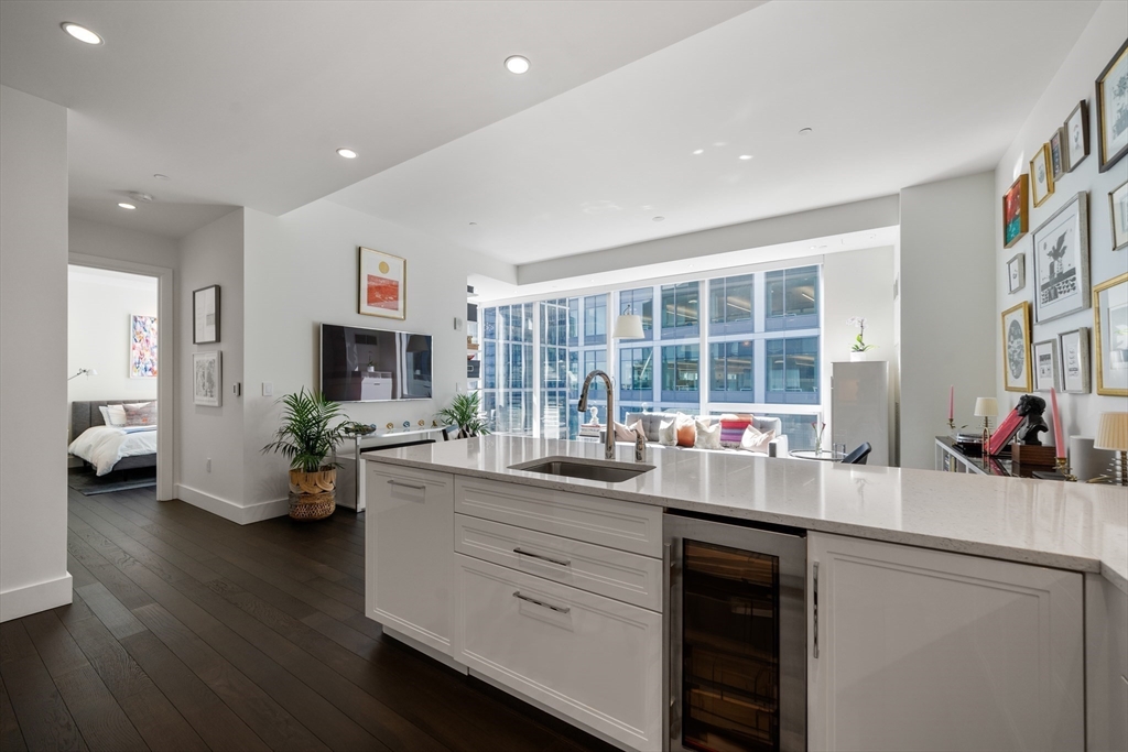 22 Liberty Dr, Boston, Massachusetts 02210