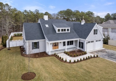 10 Dawson Way, Falmouth, Massachusetts 02536, 4 Bedrooms Bedrooms, 12 Rooms Rooms,5.5 BathroomsBathrooms,Residential,For Sale,Dawson Way,73379542