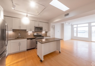77 New, Cambridge, Massachusetts 02138, 3 Bedrooms Bedrooms, 4 Rooms Rooms,2 BathroomsBathrooms,Residential Lease,For Rent,New,73380109