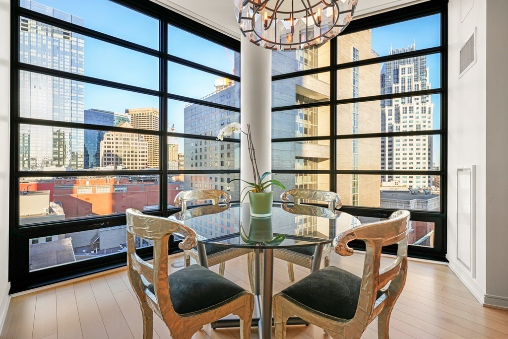 580 Washington St, Boston, Massachusetts 02111