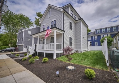 97 Oakton Ave, Boston, Massachusetts 02122, 7 Bedrooms Bedrooms, 13 Rooms Rooms,5 BathroomsBathrooms,Residential Income,For Sale,Oakton Ave,73387393