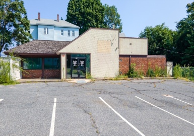 675 Main St, Clinton, Massachusetts 01510, ,Commercial Sale,For Sale,Main St,73387812
