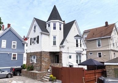 7 Prospect St, Everett, Massachusetts 02149, 5 Bedrooms Bedrooms, 8 Rooms Rooms,2 BathroomsBathrooms,Residential,For Sale,Prospect St,73388156